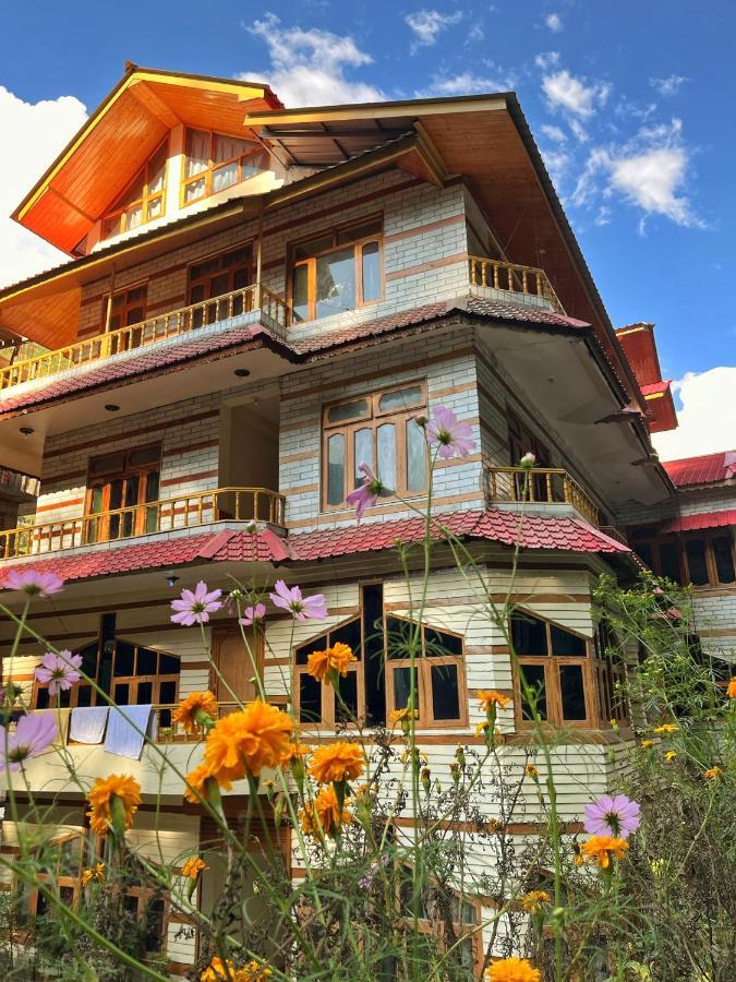 Hotel Anupam By Mid Orchard, Kasol Exterior foto